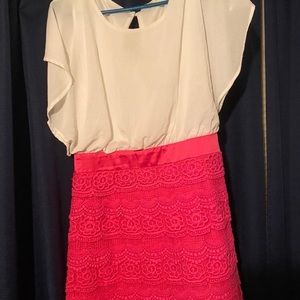 NWT Pink&White Women’s Francesca‘s Dress